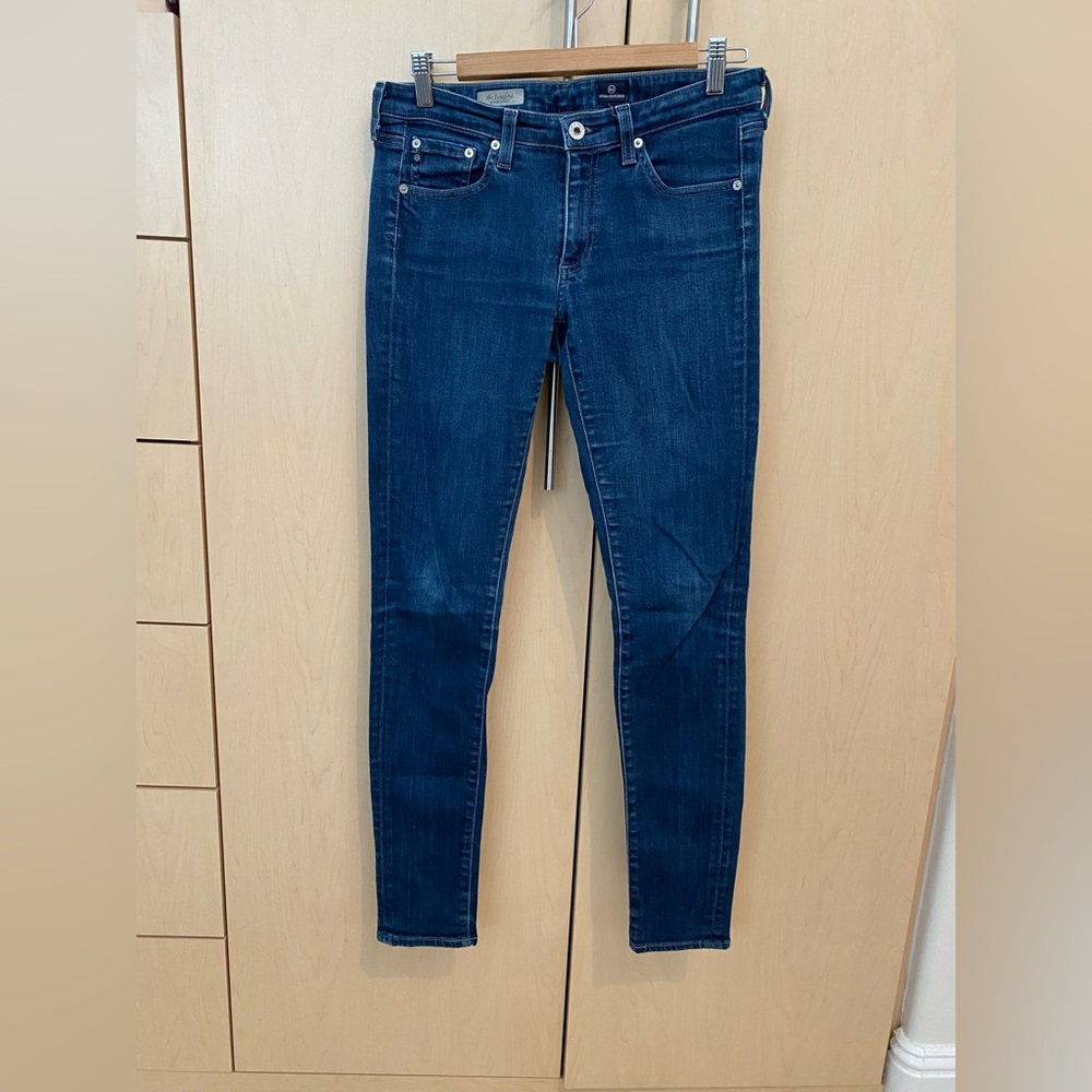Size 29 women’s Ag skinny jeans